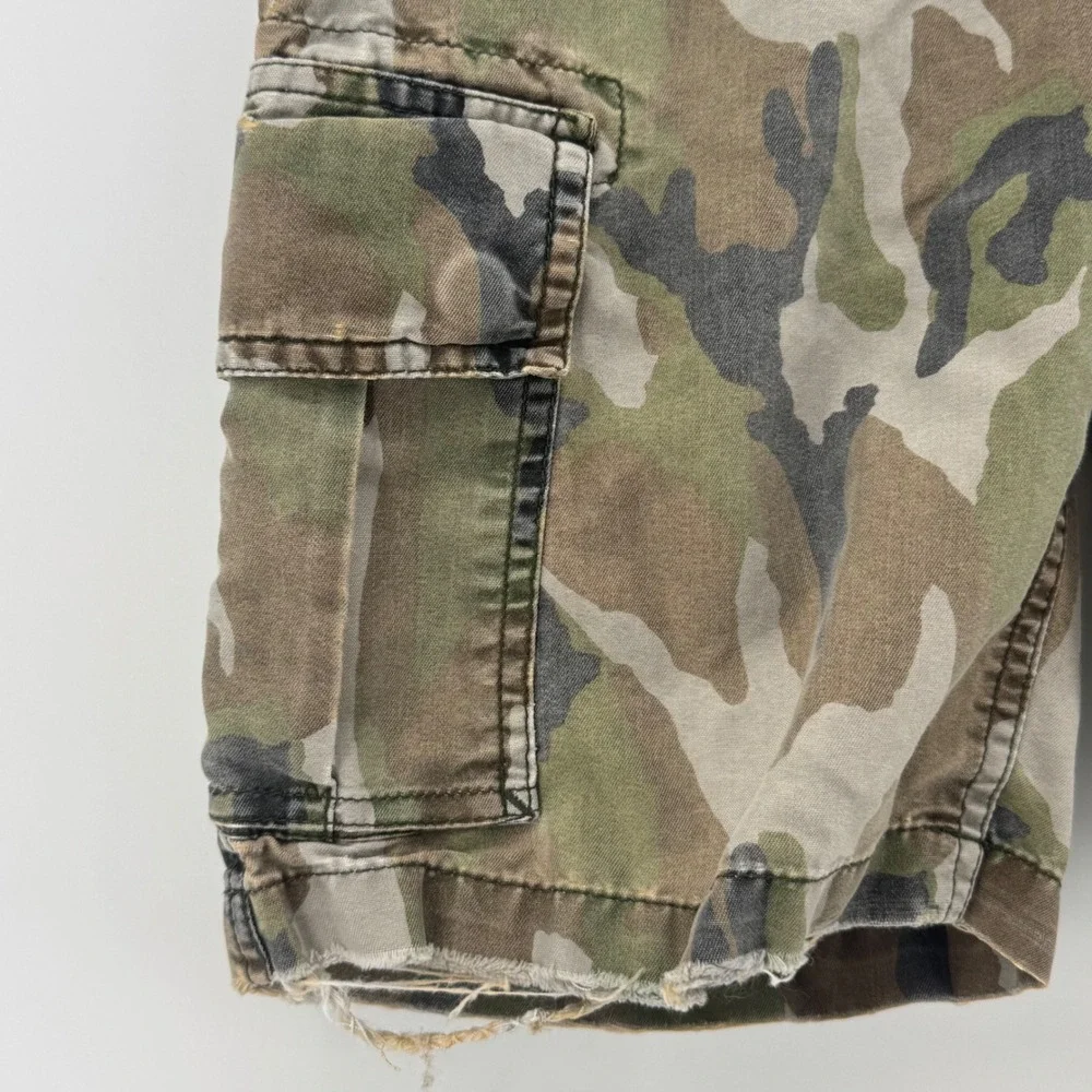 DC‎ Shoes Mens 27 Camo Cargo Shorts Woodland Camouflage Distressed ADBWS00006